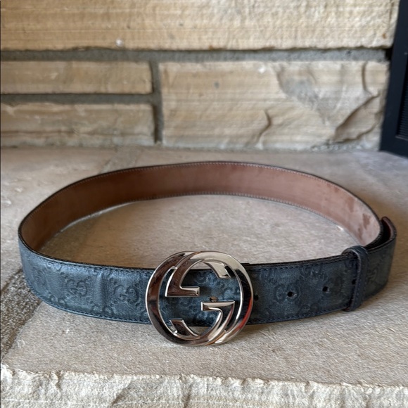 Gucci GG Supreme Canvas Belt w/ Silver GG Buckle Size 95/38 (M–L) - Picture 3 of 4